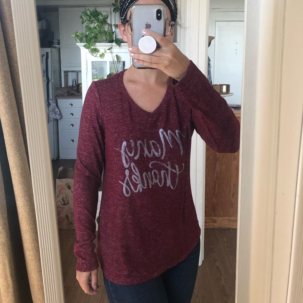 Maroon knit “Many Thanks” top (NWT)